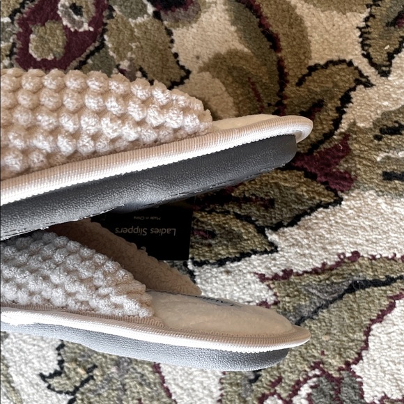 Laura Ashley Textured Plush Cream Memory Foam Slippers - Picture 9 of 11